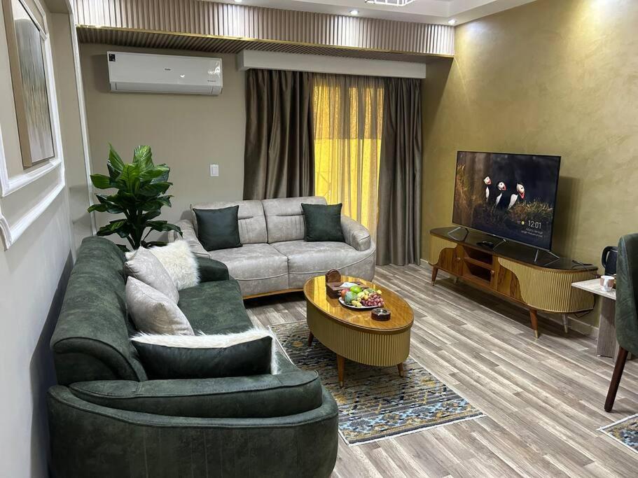 Skyline Luxury Suites 5 Mins From Cairo Airport 외부 사진